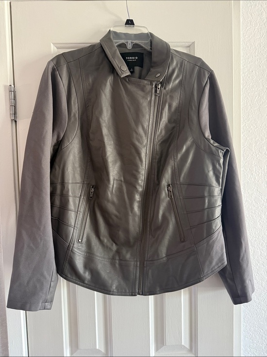torrid Jackets & Blazers - torrid Charcoal Gray Faux Leather Moto Jacket with Knit Sleeves 2X